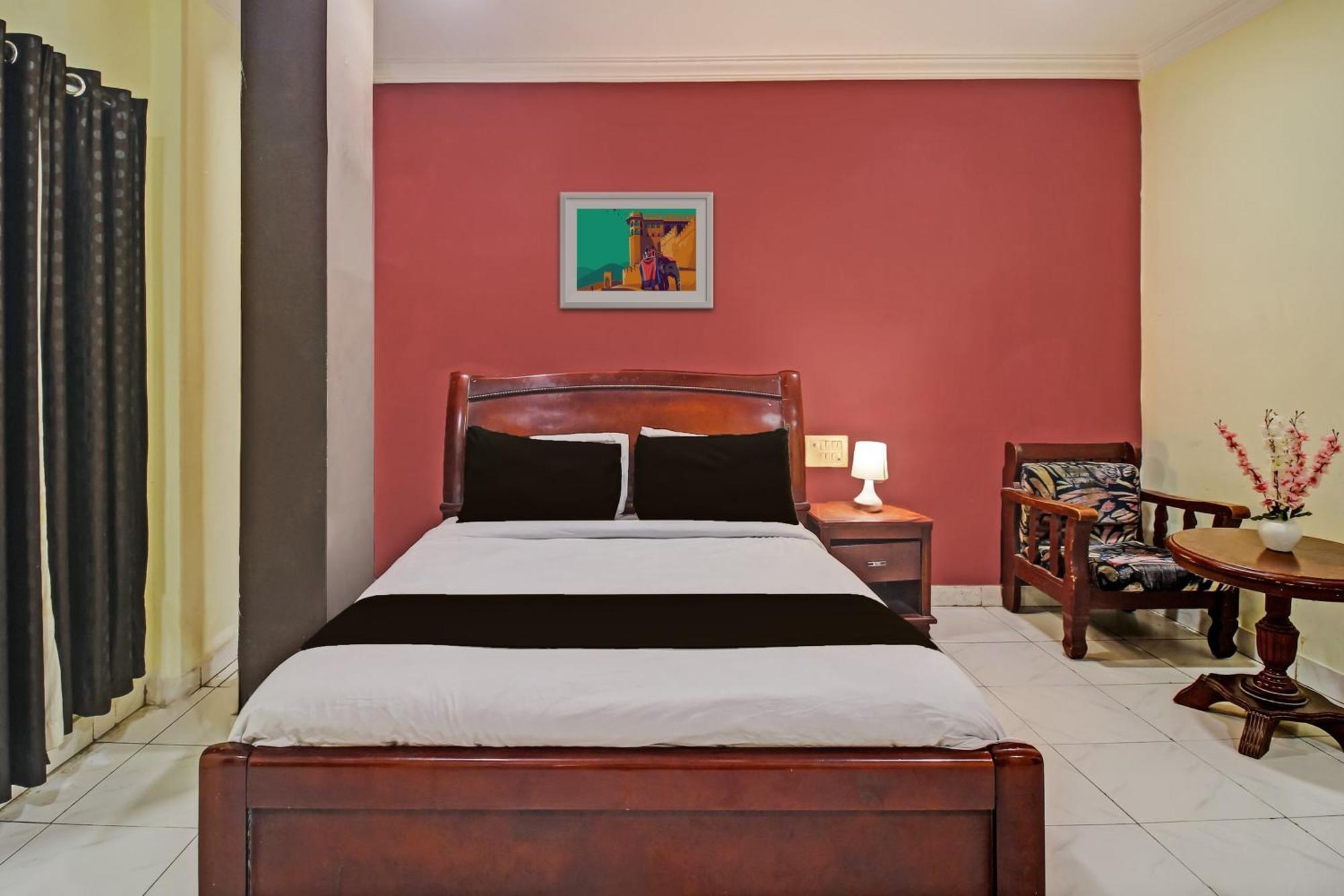 Hotel O Ruma Near Nampally Railway Station Hyderabad Bagian luar foto